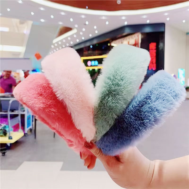 Pourquoi devriez-vous choisir une bande de cheveux en peluche d'automne d'hiver?